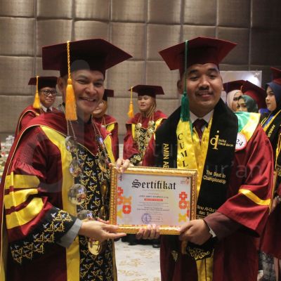 GA Berita Wisuda Amin